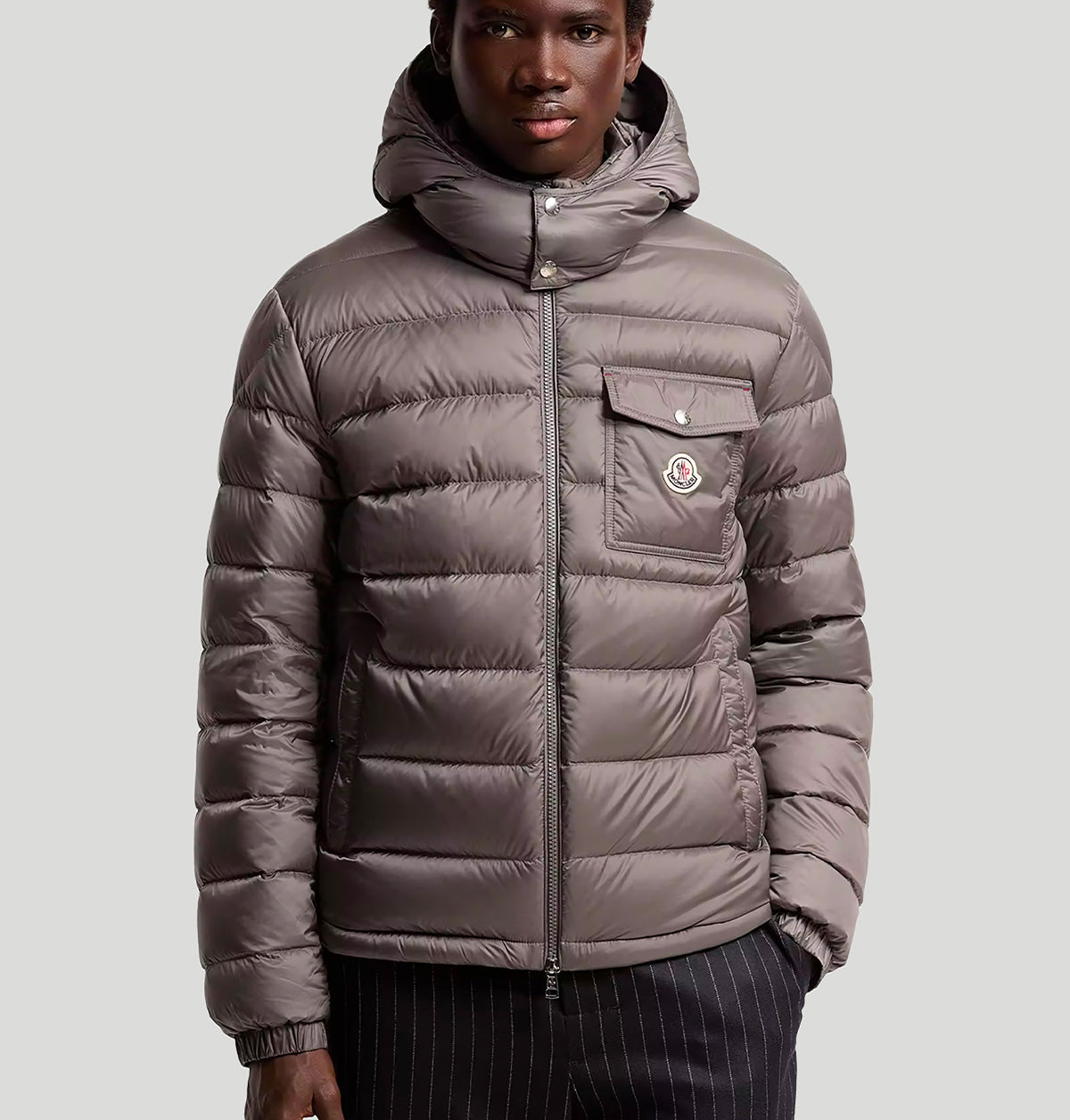 Verith L20911A00004 599Q093B Moncler 
