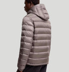 Verith L20911A00004 599Q093B Moncler 