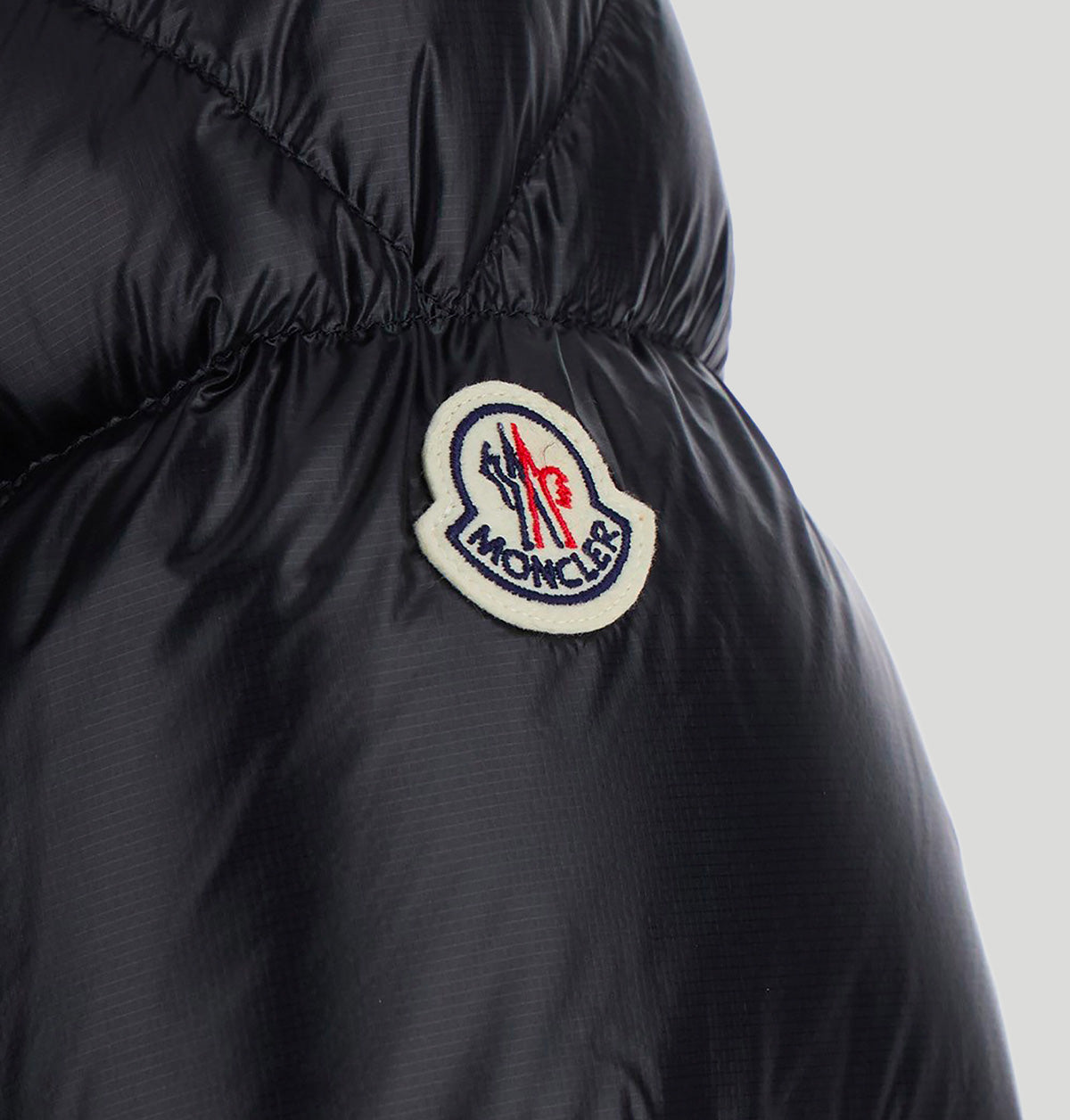 Anapo L20911A00079 595B1999 Moncler 