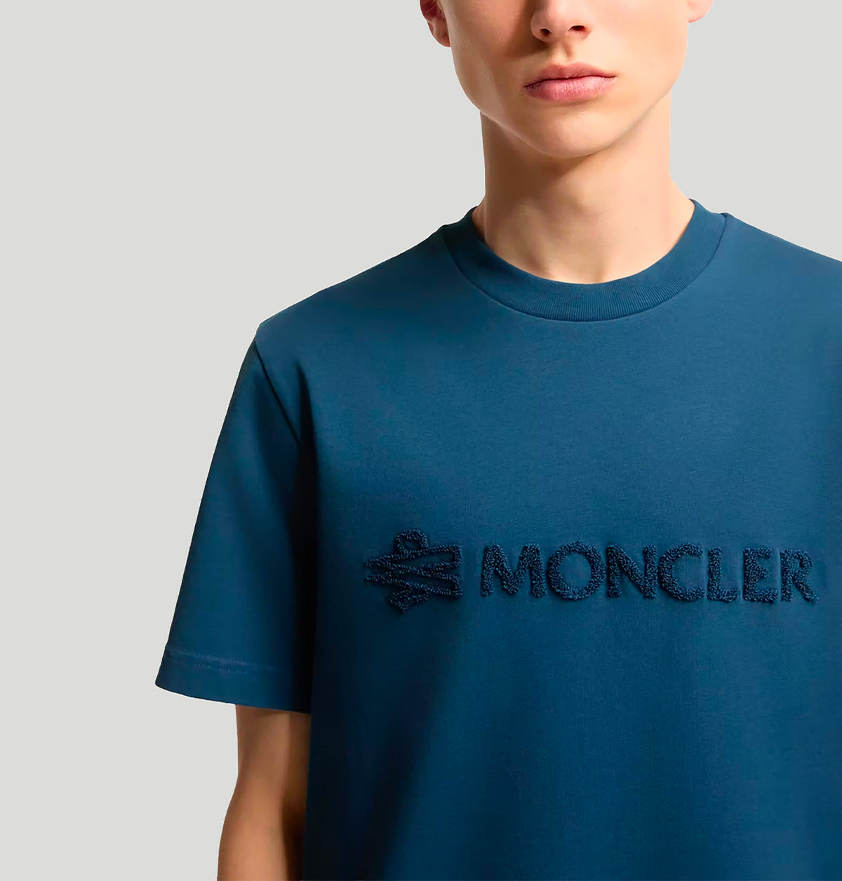 Moncler T-shirt en coton à logo L20918C00011 89AUG785 Moncler 