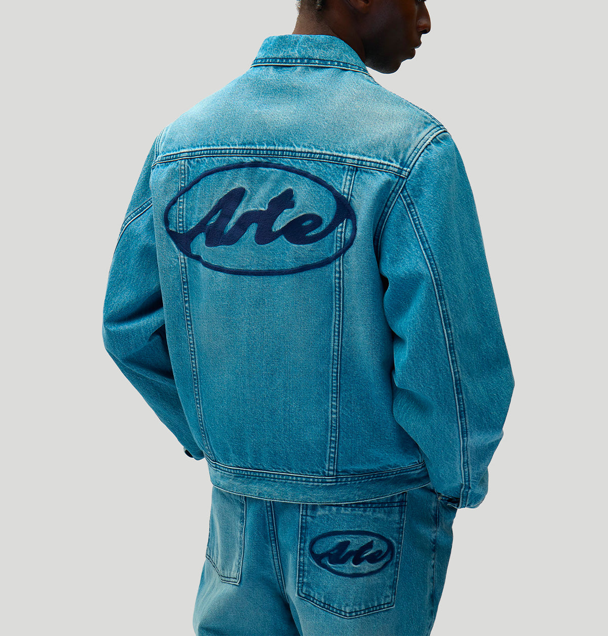 Arte Circle Logo Jeans SS26170J DENIM BLEACH488 arte 