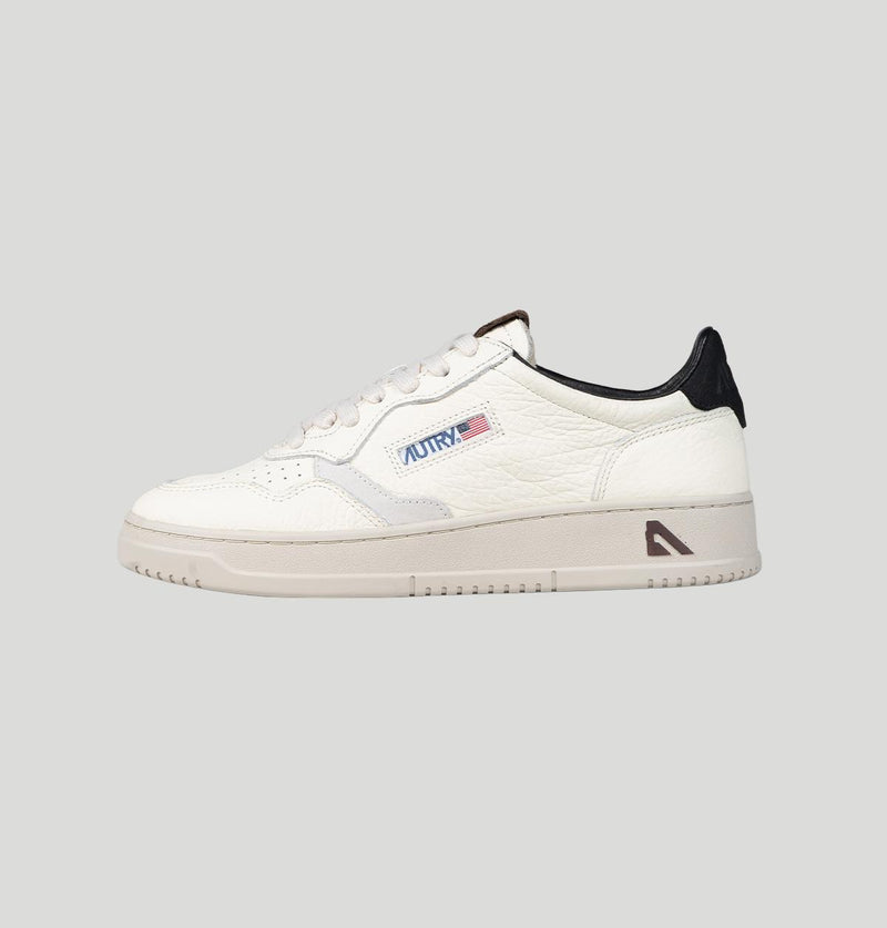 Autry Medalist Low AULM LE15BK/PINECONE autry 