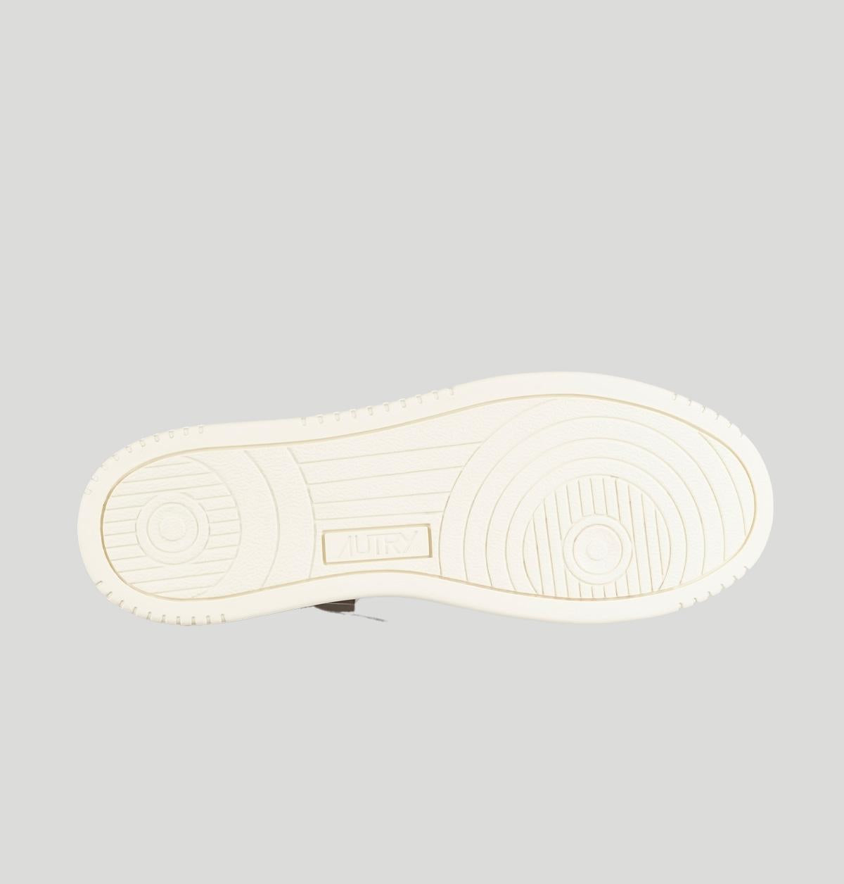 Autry Medalist Low AULM FT01SOFLEA/SUE autry 