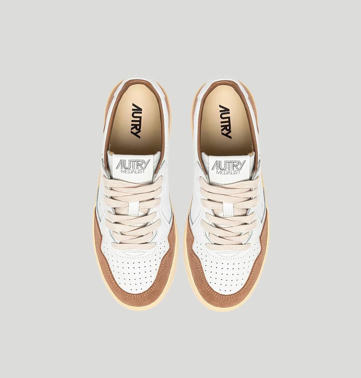 Autry Medalist Low AUL MFT02SOFLEA/SUE autry 