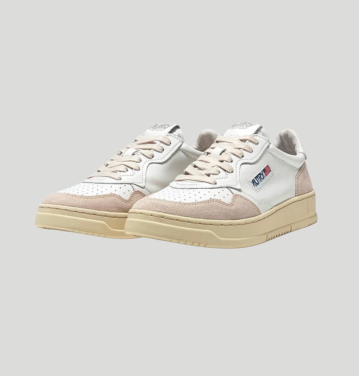 Autry Medalist Low AULM LS33LEATSUEDE autry 