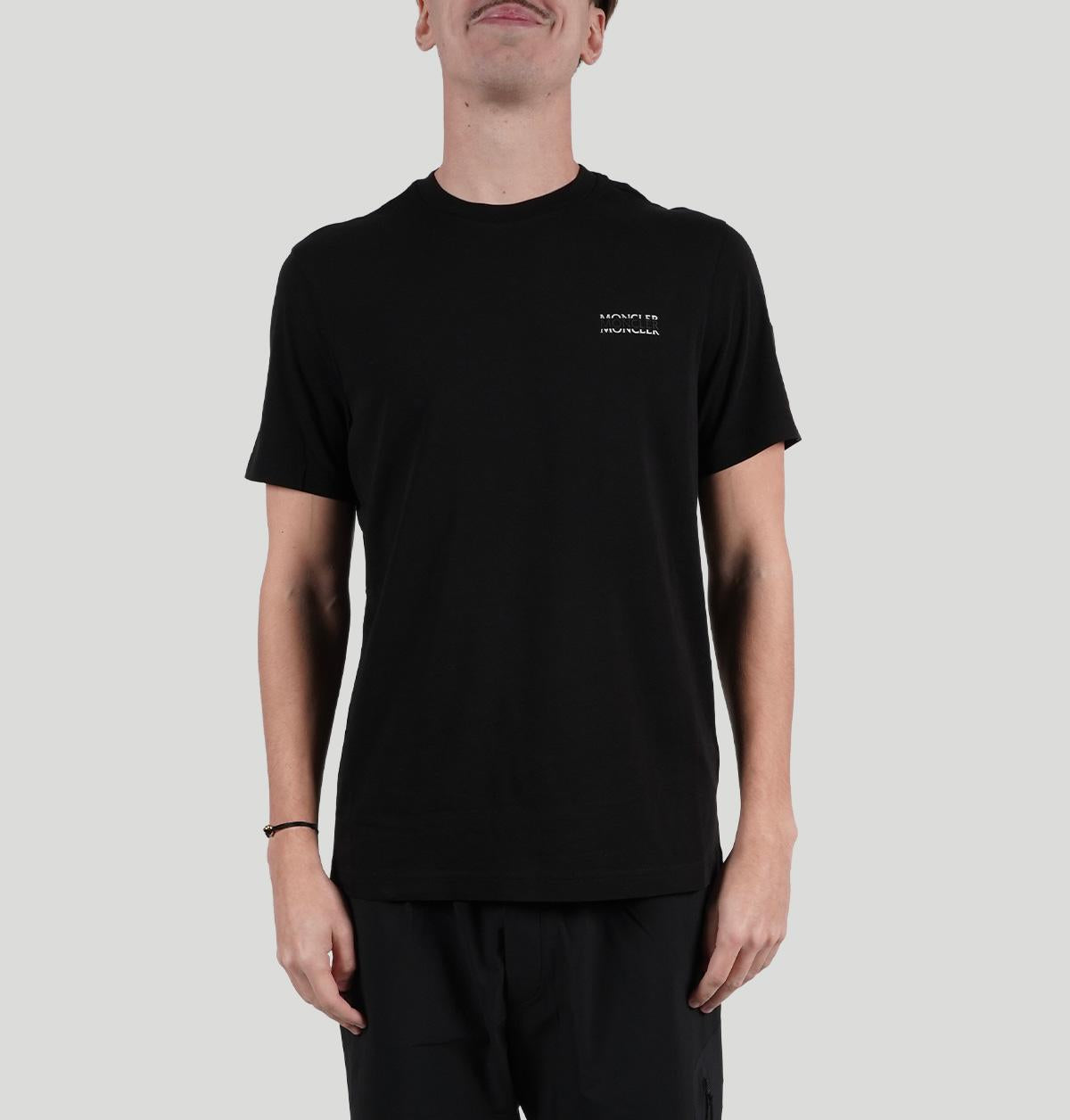 Moncler Logo Cotton Jersey L10918C00007 89AYW999 Moncler 