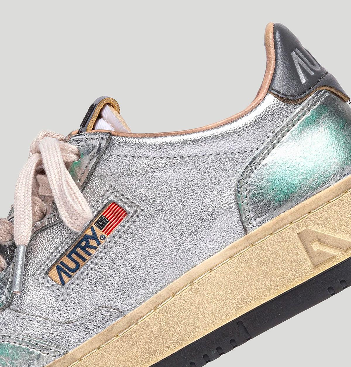 Autry Medalist Low Super Vintage AVLW MH01LAM/SCR autry 