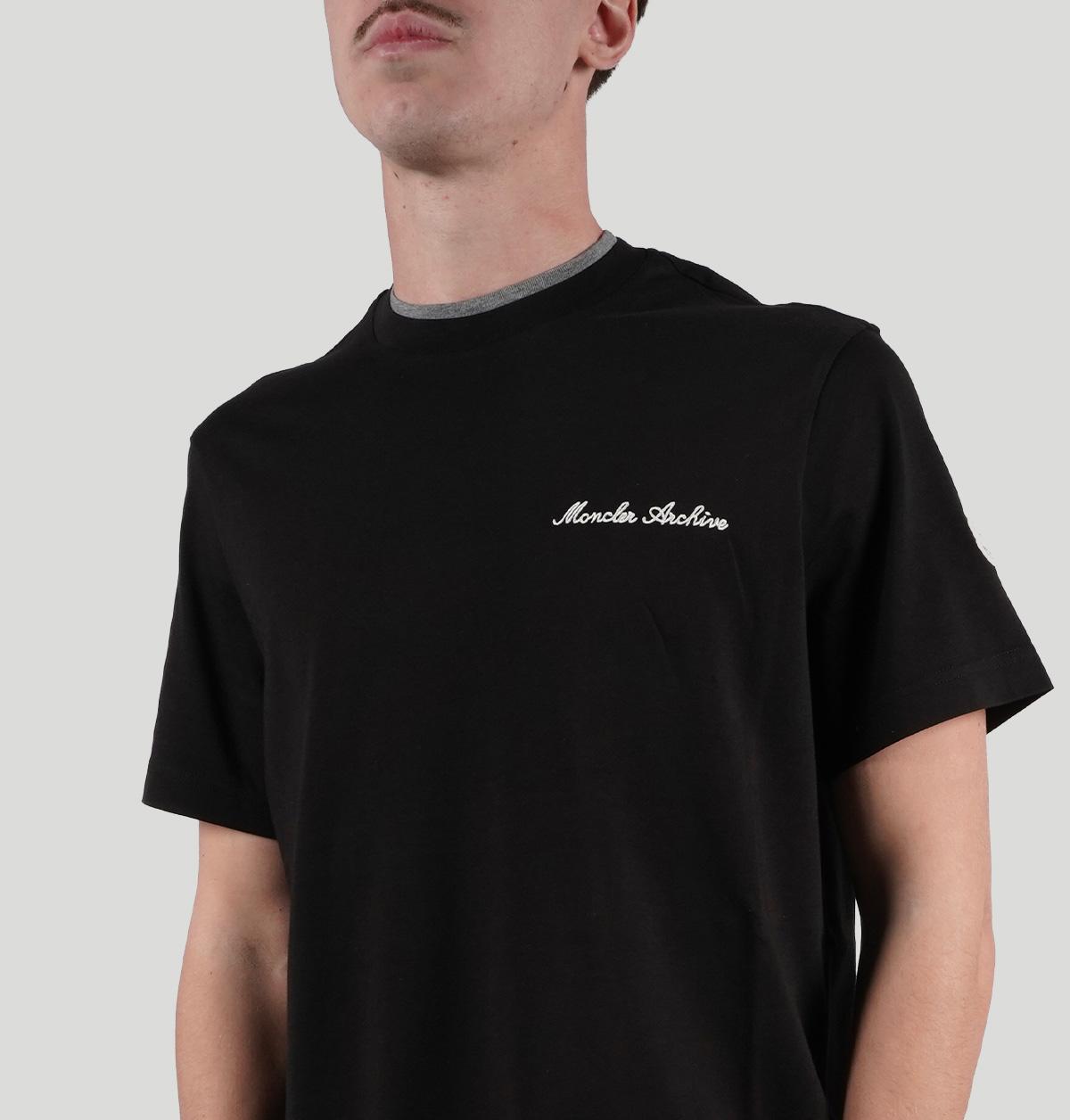 Moncler Logo Cotton Jersey L10918C00015 89AYY999 Moncler 