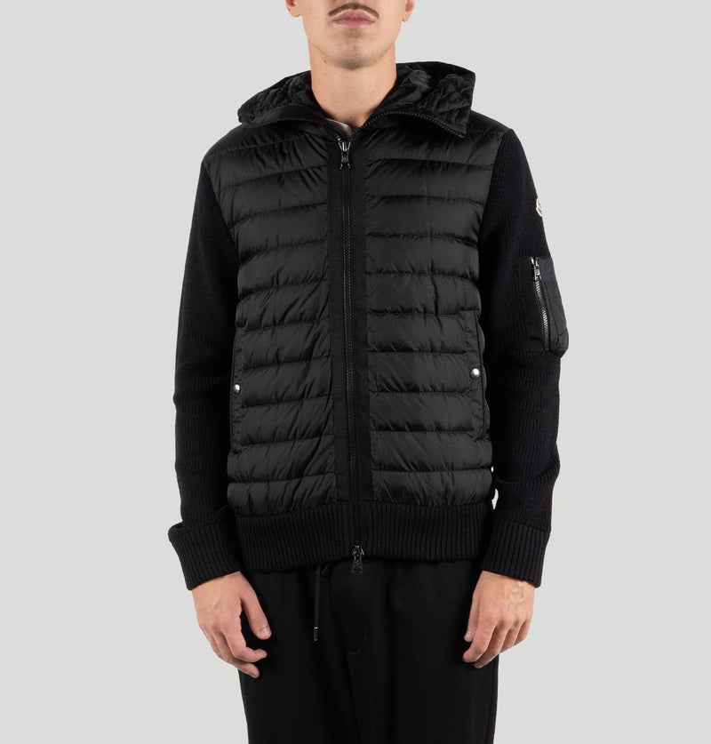 Moncler Cardigan Zippé K20919B50800 A9340999 Moncler 