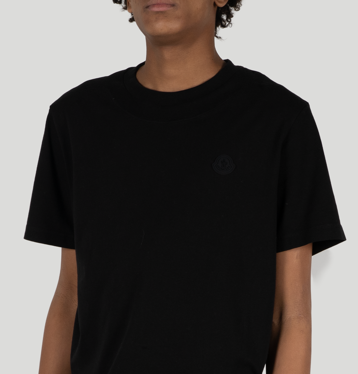 Moncler Logo Patch Cotton K20918C00008 89AYW999 Moncler 