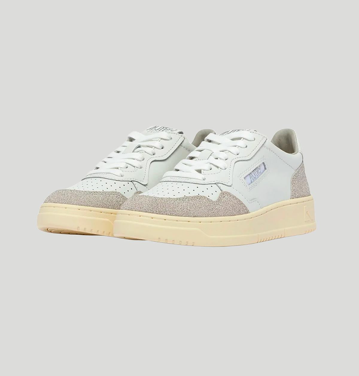 Autry Medalist Low AULW PK01SOFLEA/SPK autry 