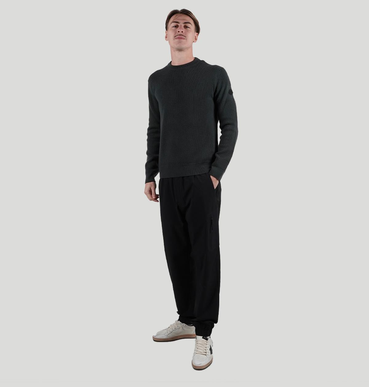 Moncler Crew Neck L10919C00003 M1131944 Moncler 