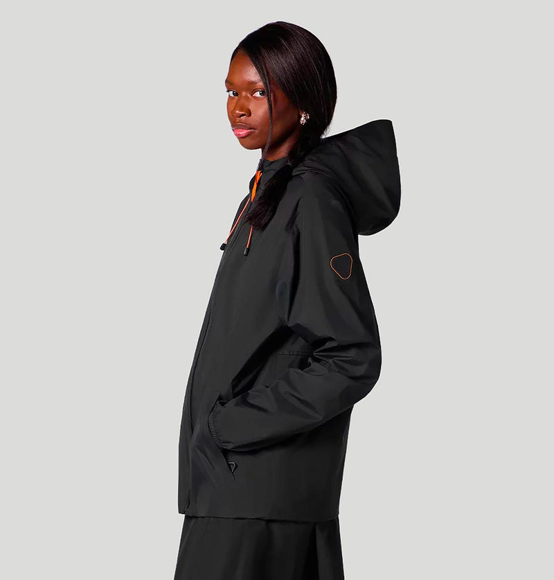 Gertrude Milano E26MILANO COUPEVENTBLACK gertrude 