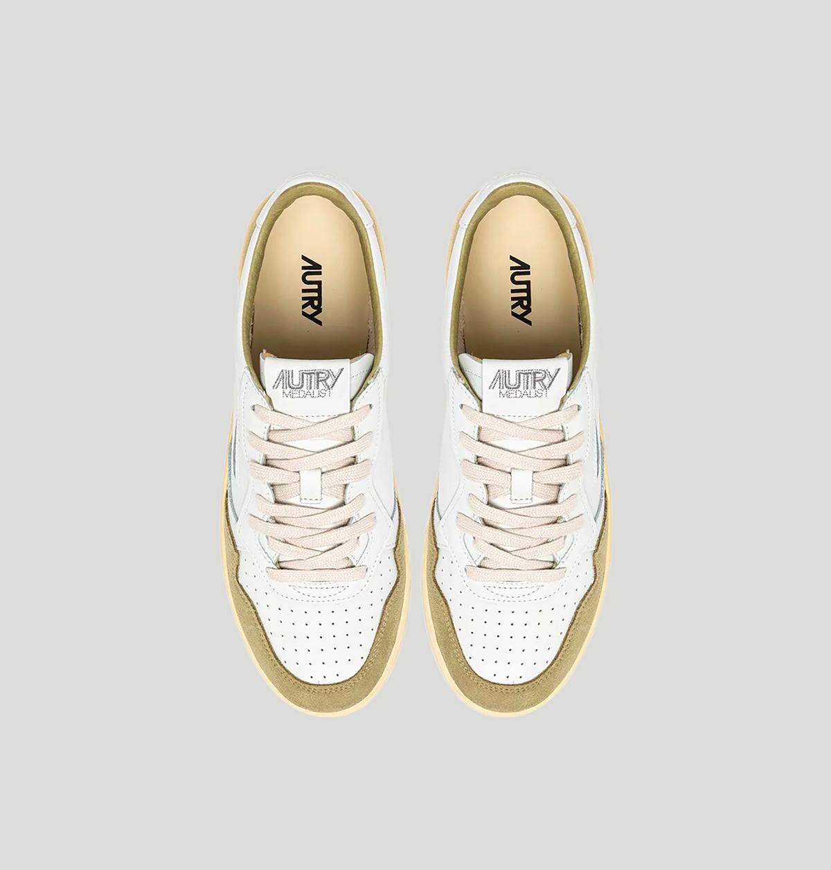 Autry Medalist Low AULM FT06SOFLEA/SUE autry 