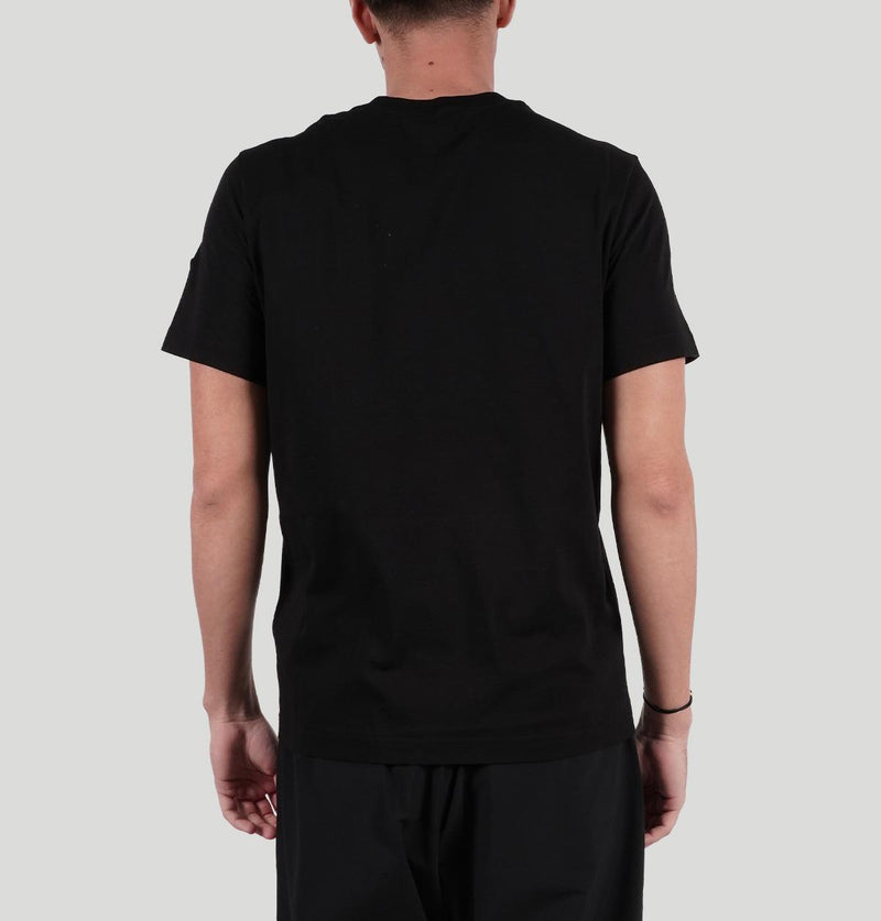 Moncler Understated Logo L10918C00020 89AYW999 Moncler 