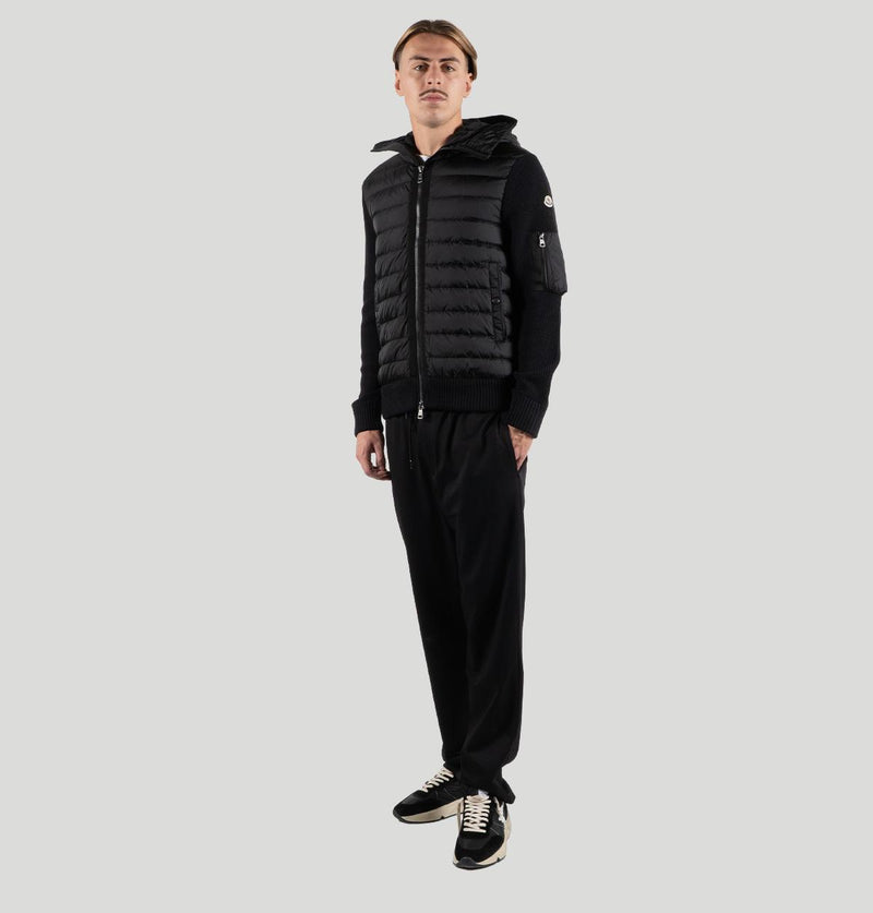 Moncler Cardigan Zippé K20919B50800 A9340999 Moncler 