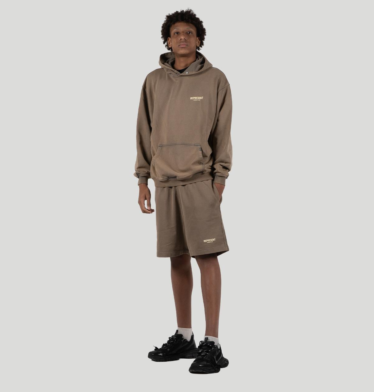 Represent Owners Club OCM100004 ALMOND16 REPRESENT 